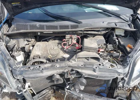 2018 Toyota Sienna Se 8 Passenger from USA, damaged, VIN 5TDXZ3DC1JS940252